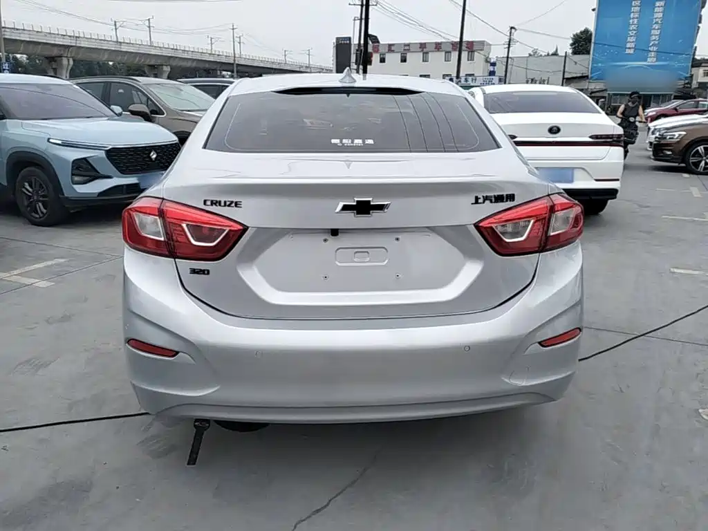 Cruze Redline 320 Auto Dazzle Sharp Urban
