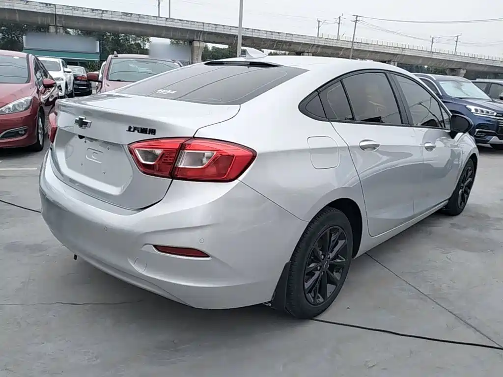 Cruze Redline 320 Auto Dazzle Sharp Urban