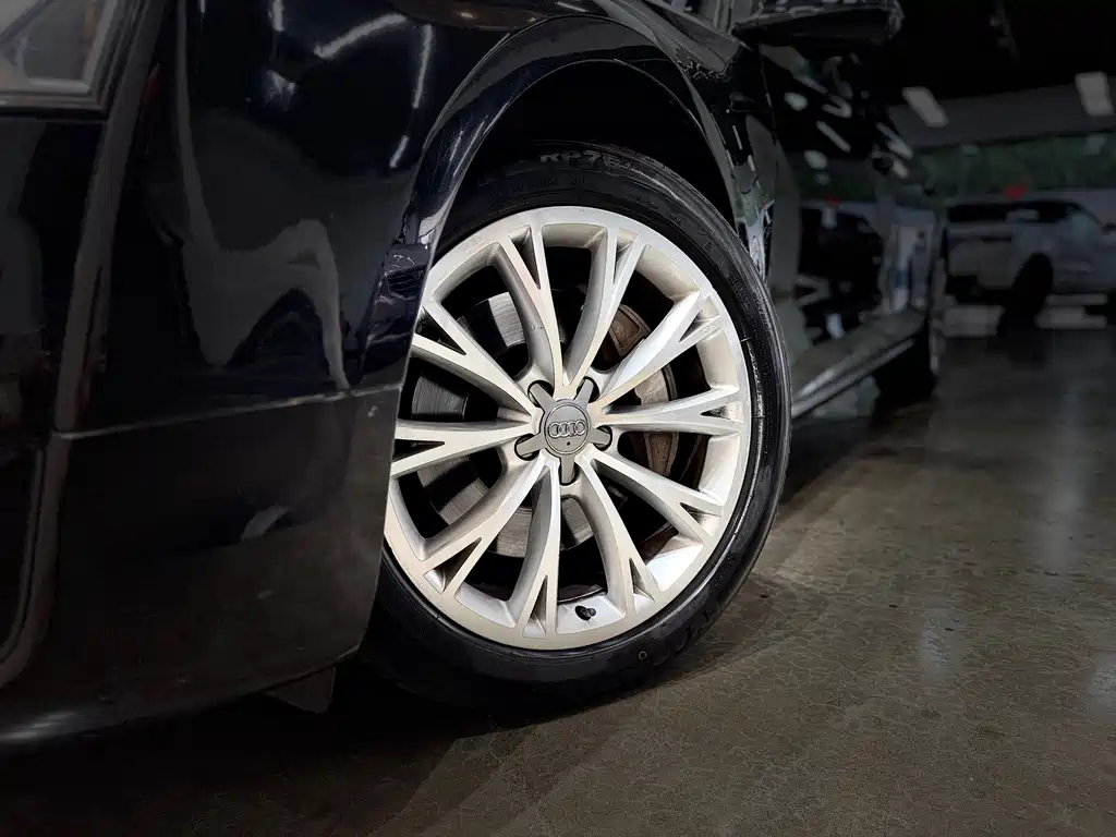 Audi A8 A8 L 45 TFSI quattro Comfort