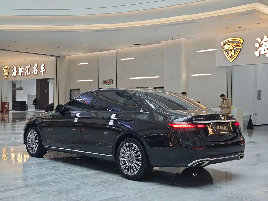 Mercedes-Benz E-Class E 300 L Luxury