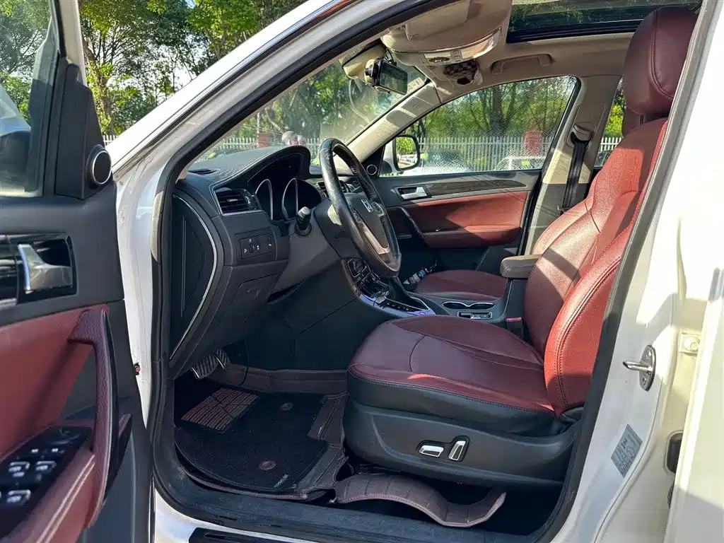 Zotye T600 2.0 T DCT Luxury
