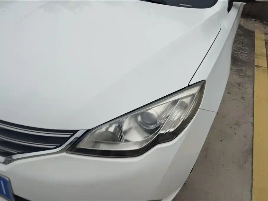 Roewe 360 荣威360 2015款 20 T TST精英版