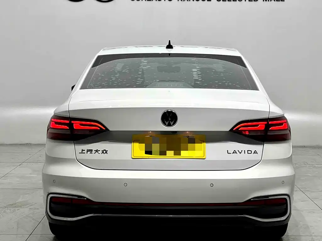 Lavida 1.5 L Auto Manyi