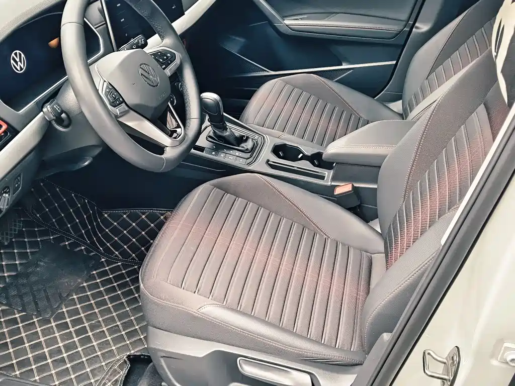 Lavida 300 TSI DSG Starry Sky Manyi