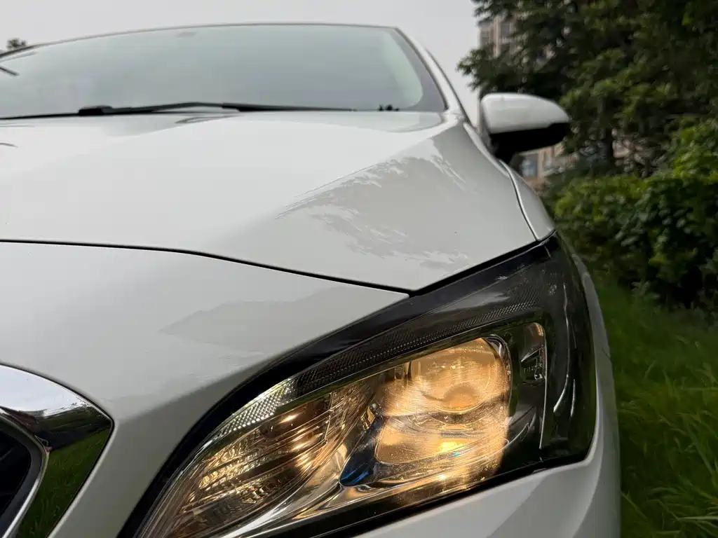 Verano Sedan 15 S Auto Progressive