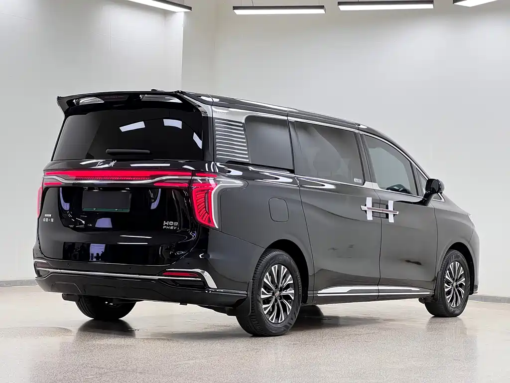 Hongqi HQ9 PHEV 2.0 T 4 WD Business