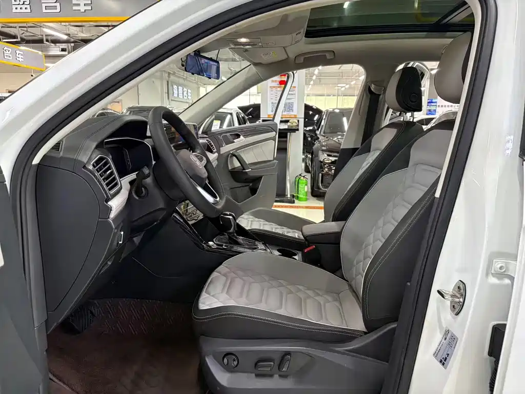 Tayron 280 TSI 2 WD Luxury Plus Advanced