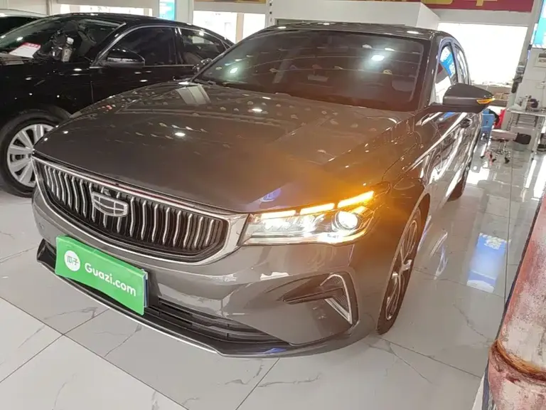 Geely Emgrand 4 th Gen 1.5 L CVT Flagship