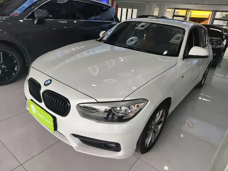 BMW 1 Series (Import) 118 i Leading