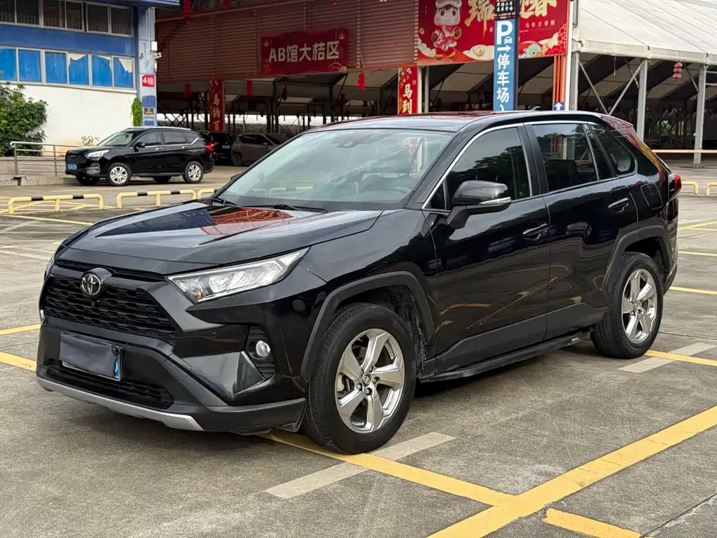 RAV4 2.0 L CVT 2 WD Style PLUS