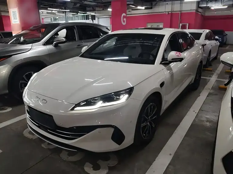 BYD Seal 06 DM-i Smart Drive 80 KM Distinguished