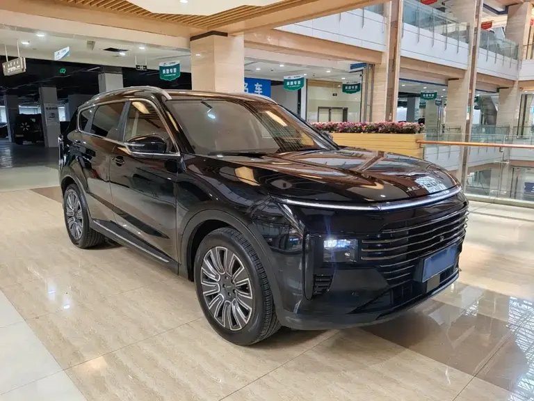 Jetour X70 PLUS 1.5 T Luxury 7-seat