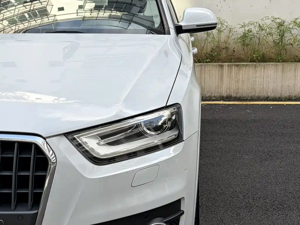 Audi Q3 35 TFSI quattro Tech