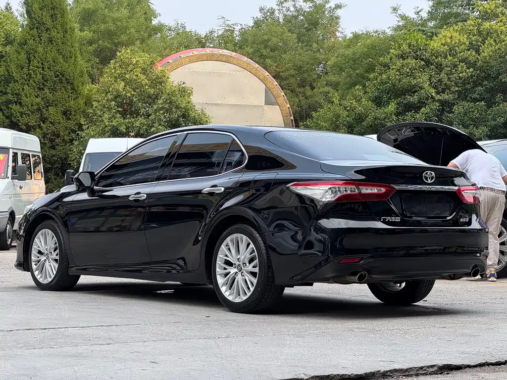 Camry 2.5 G Luxury CN-V