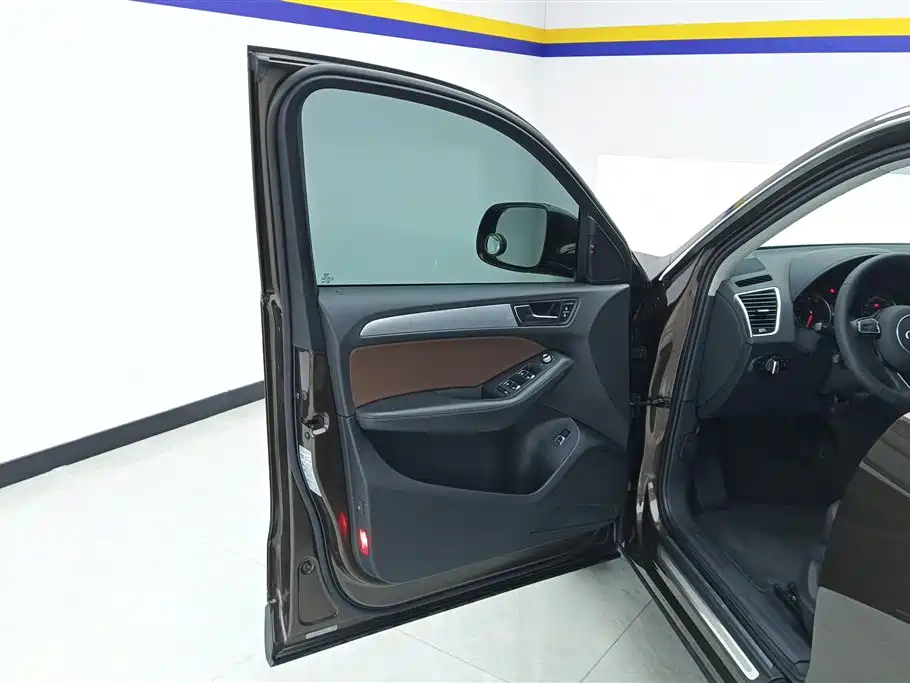 Audi Q5 Collector 40 TFSI Tech