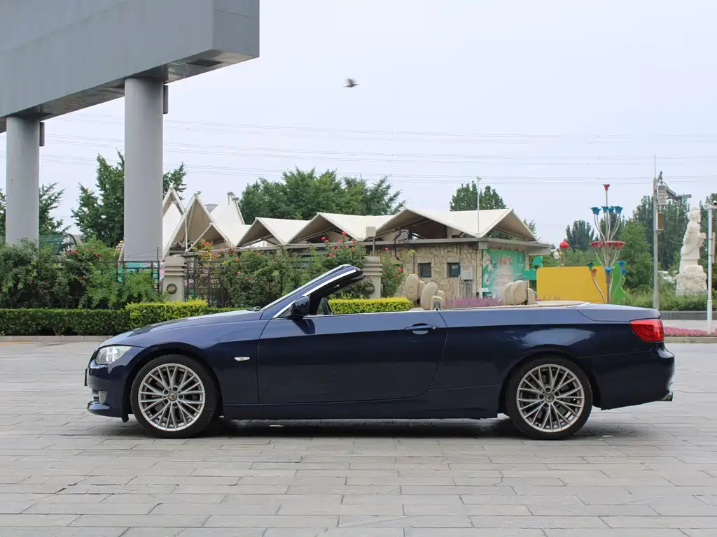 BMW 3 Series (Import) 宝马3系(进口) 2011款 335 i敞篷轿跑车