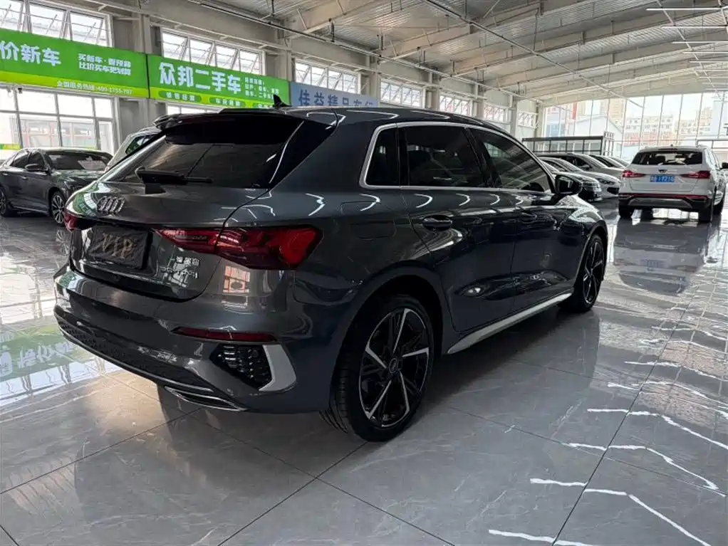 Audi A3 Facelift Sportback 35 TFSI Fashion Sport