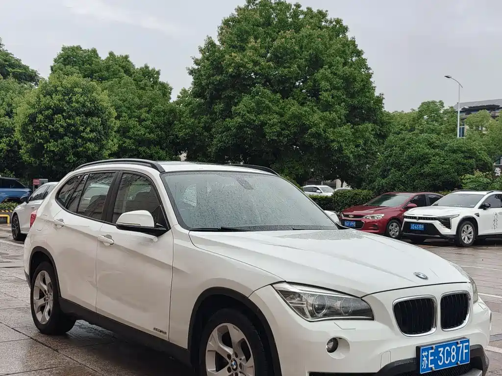 BMW X1 (Import) xDrive20 i