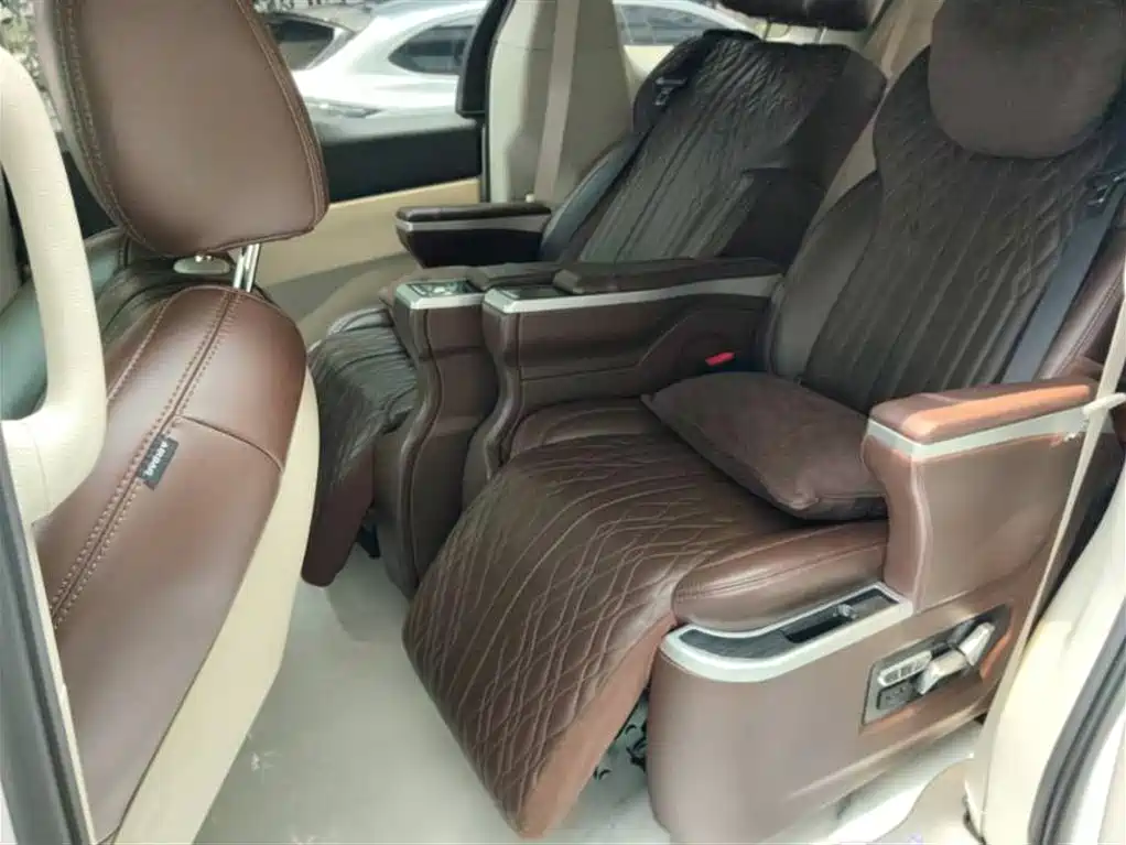 Buick GL8 Land Official Cabin Comfort