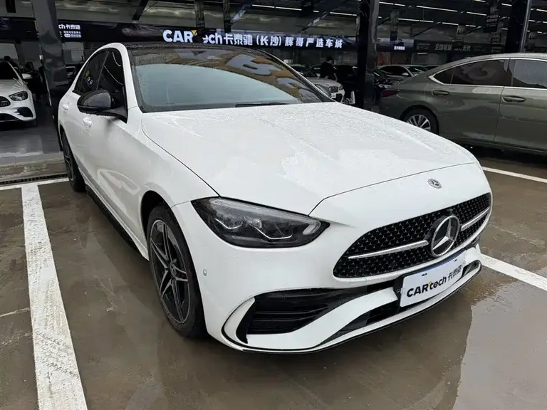 Mercedes-Benz C-Class Facelift II C 260 L Bright Night Sport