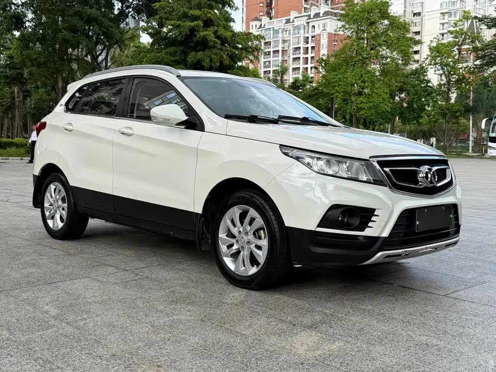 Senova X55 1.5 T CVT Comfort