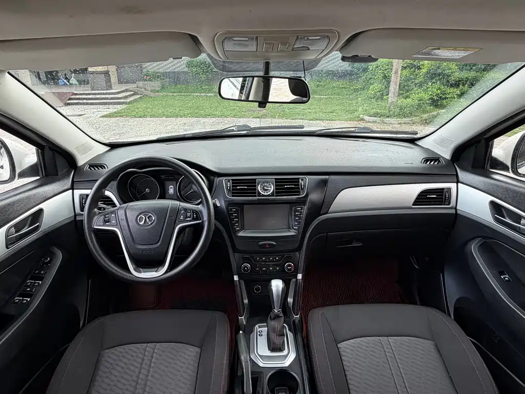 Senova X55 1.5 T CVT Comfort