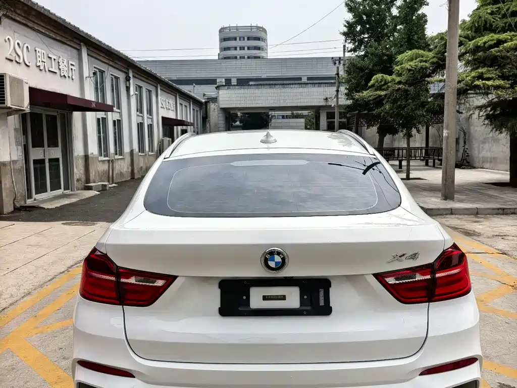 BMW X4 xDrive28 i M Sport