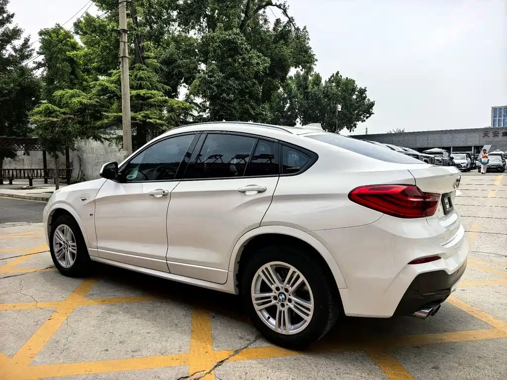 BMW X4 xDrive28 i M Sport