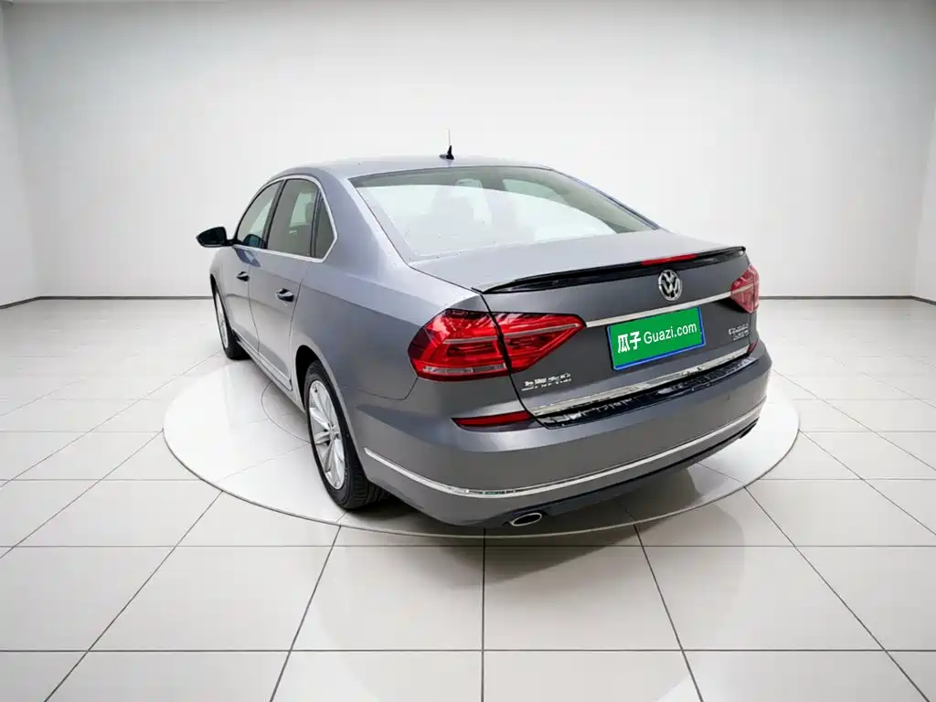 Passat 330 TSI DSG Honored