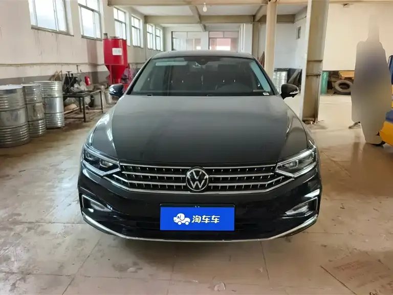 Volkswagen Magotan 200 10 K Public Enjoyment 330 TSI DSG Luxury