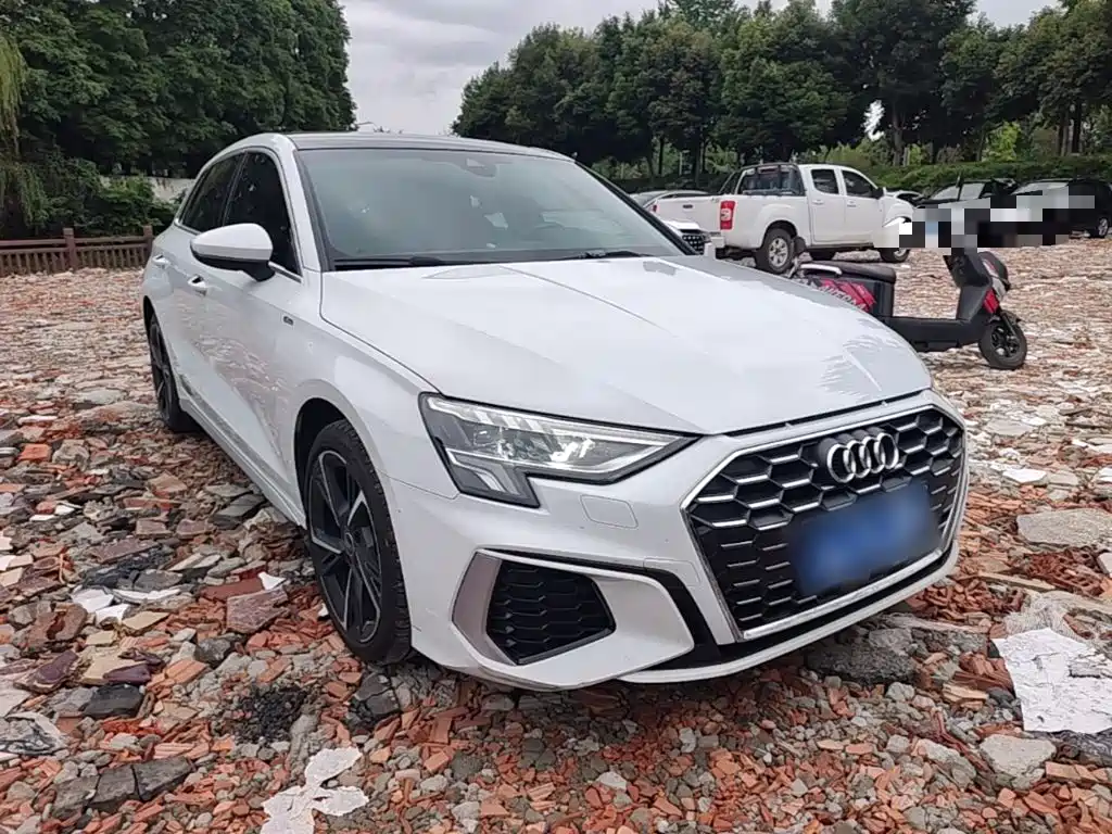 Audi A3 Facelift Sportback 35 TFSI Fashion Sport