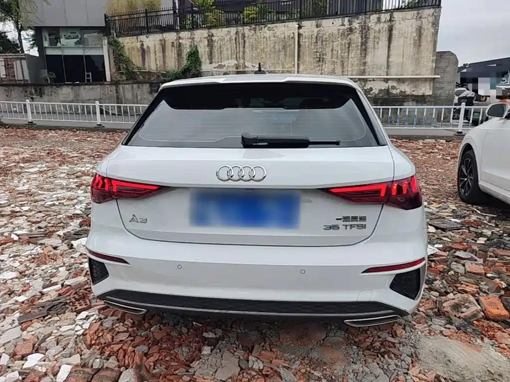 Audi A3 Facelift Sportback 35 TFSI Fashion Sport