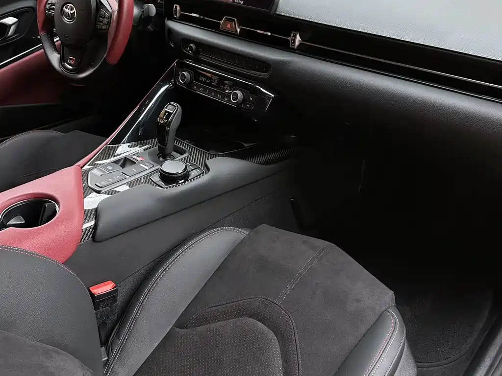 SUPRA GR SUPRA 3.0 T Standard