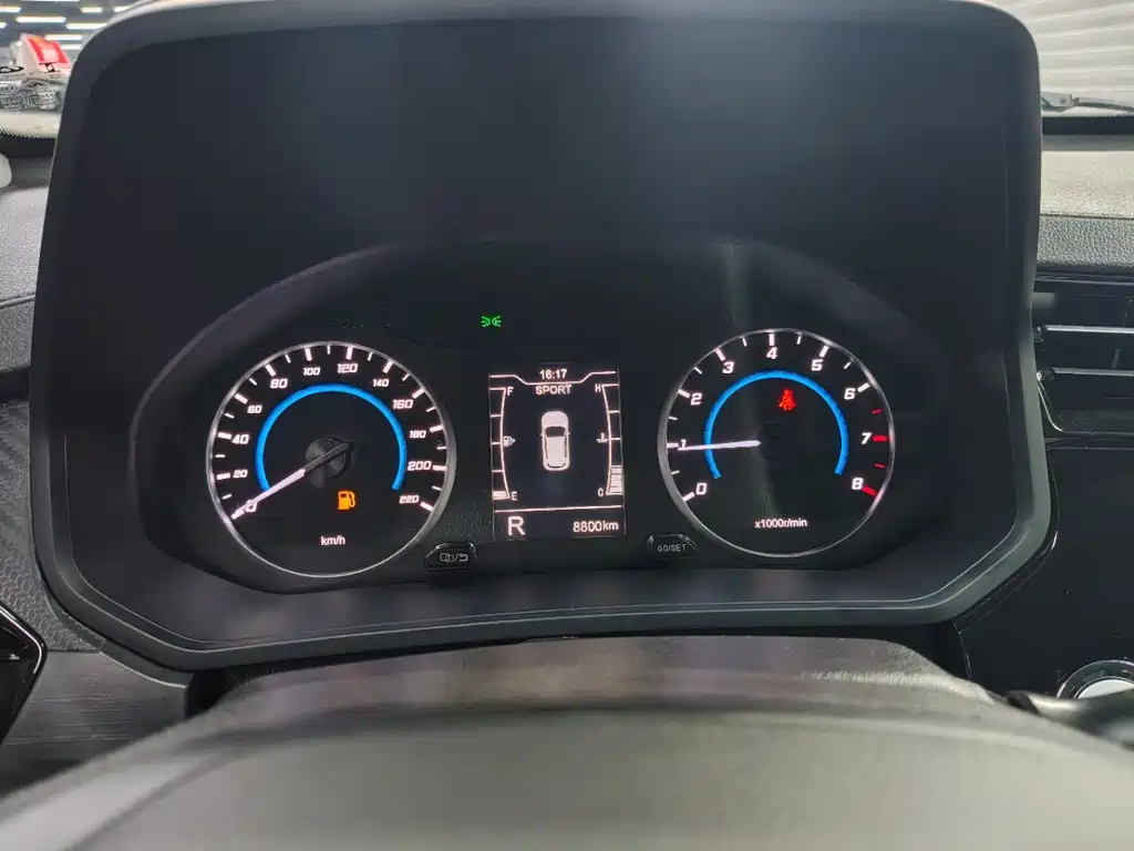 Tiggo 3 x 1.5 L CVT Outstanding