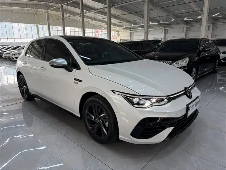 Volkswagen Golf 280 TSI DSG R-Line