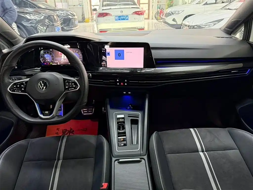 Golf 280 TSI DSG R-Line