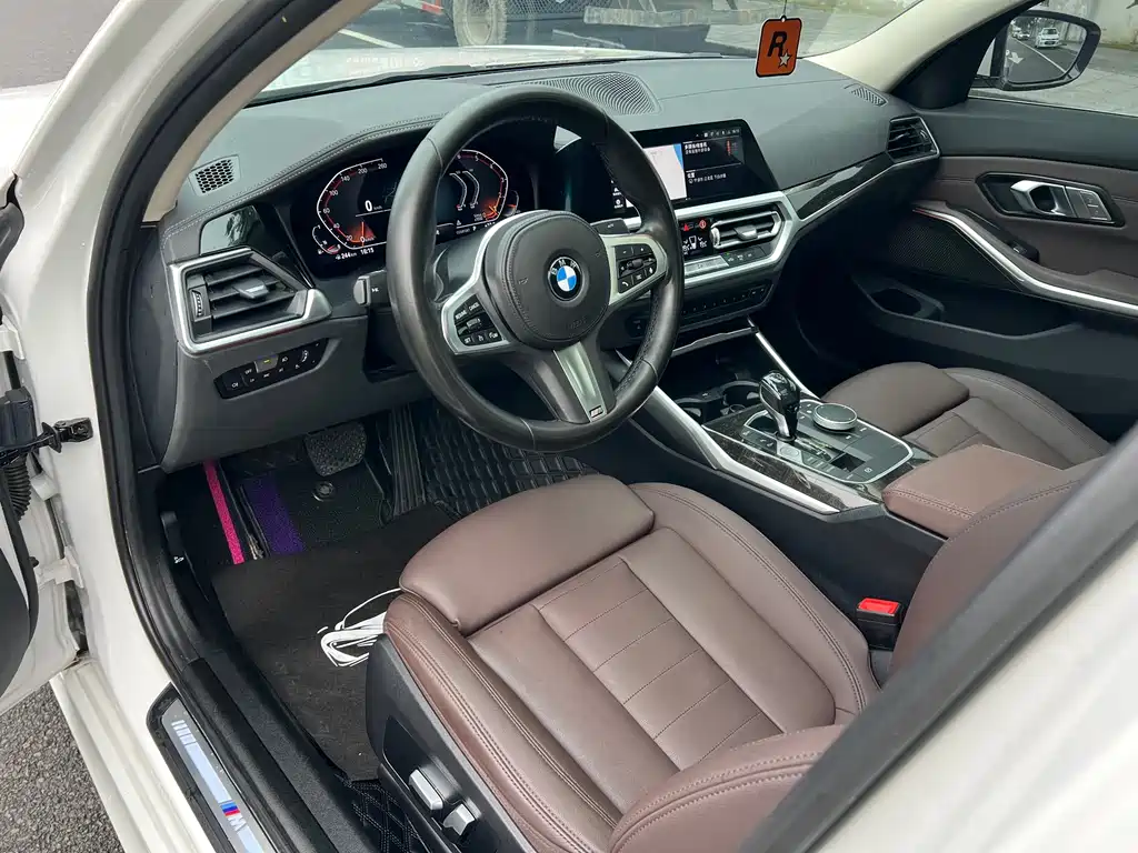 BMW 3 Series Facelift 325 Li M Sport Package