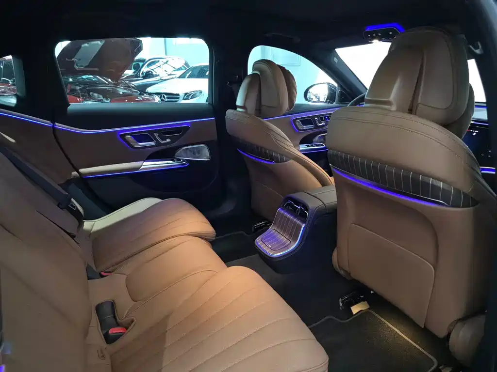 Mercedes-Benz E-Class E 300 L Luxury