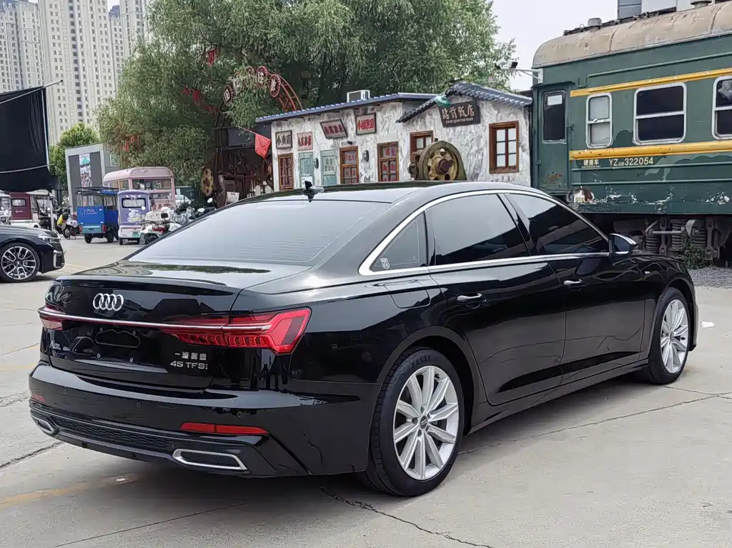 Audi A6 L 45 TFSI Select Dynamic
