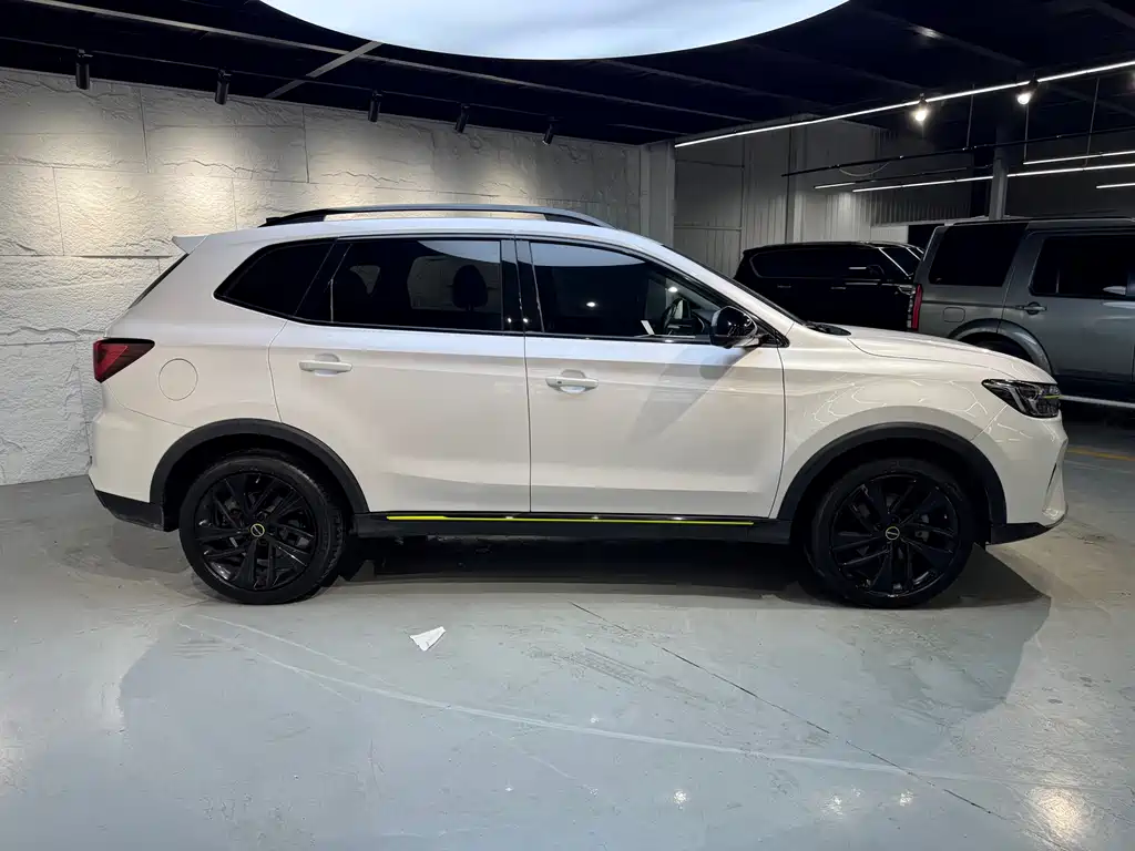 Roewe RX5 NEV ePLUS China Style Honor Qilin Luxury