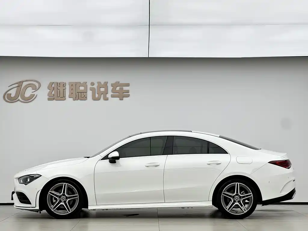 Mercedes-Benz CLA (Import) CLA 200