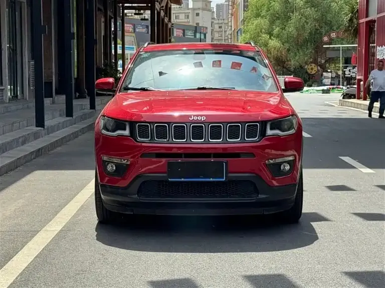 Jeep Compass 200 T Auto Home Enjoyment