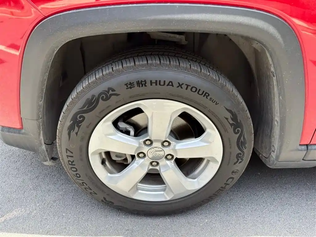 Compass 200 T Auto Home Enjoyment
