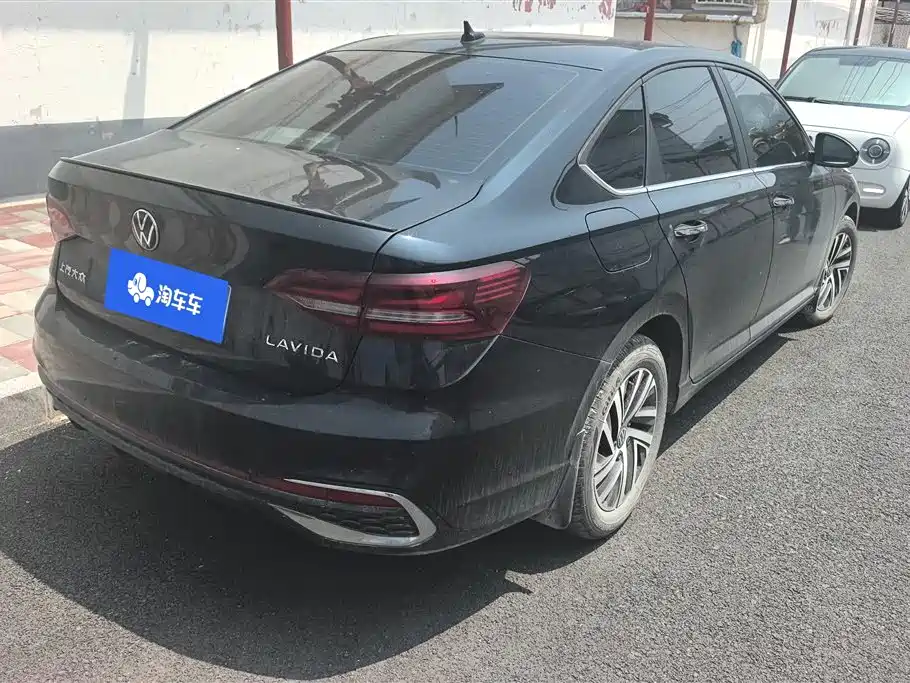 Lavida 300 TSI DSG Starry Sky Manyi