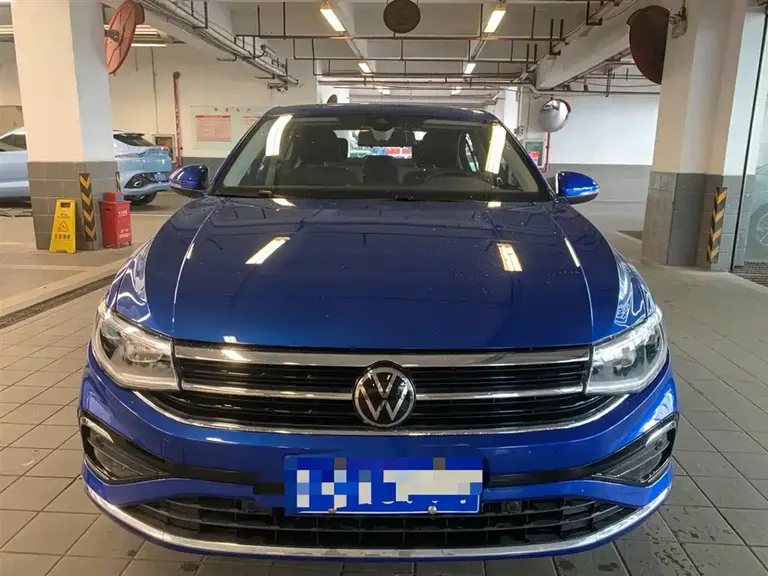 Volkswagen Bora 280 TSI DSG Supreme Travel