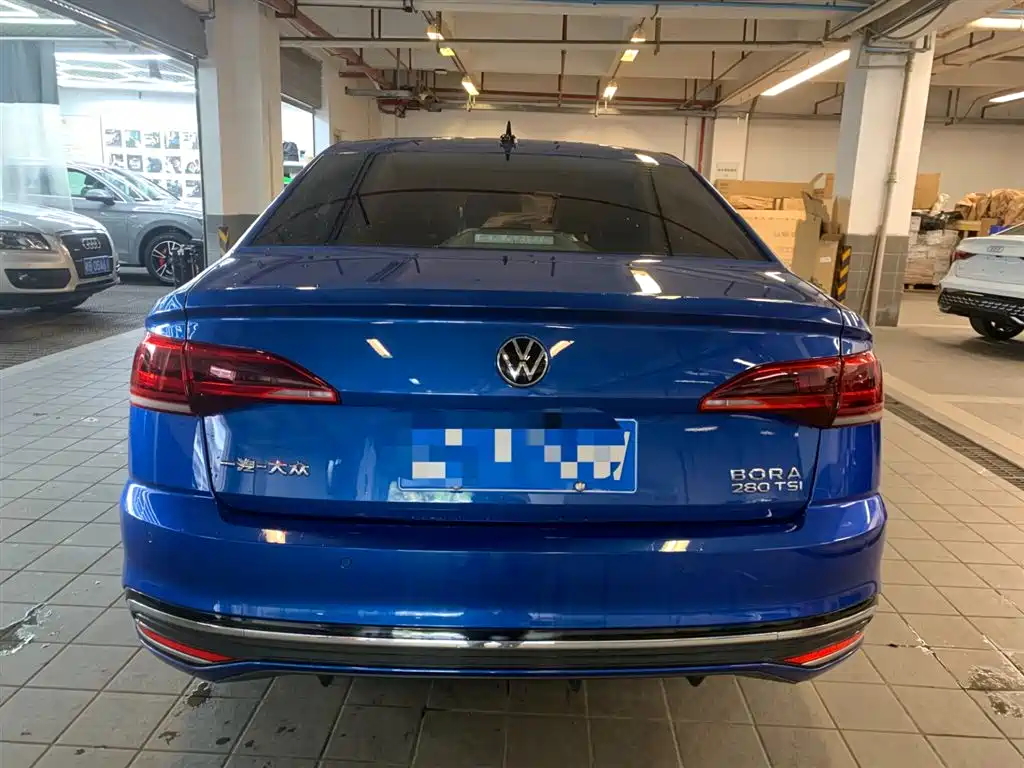 Bora 280 TSI DSG Supreme Travel