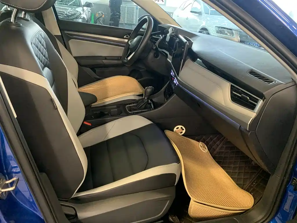 Bora 280 TSI DSG Supreme Travel