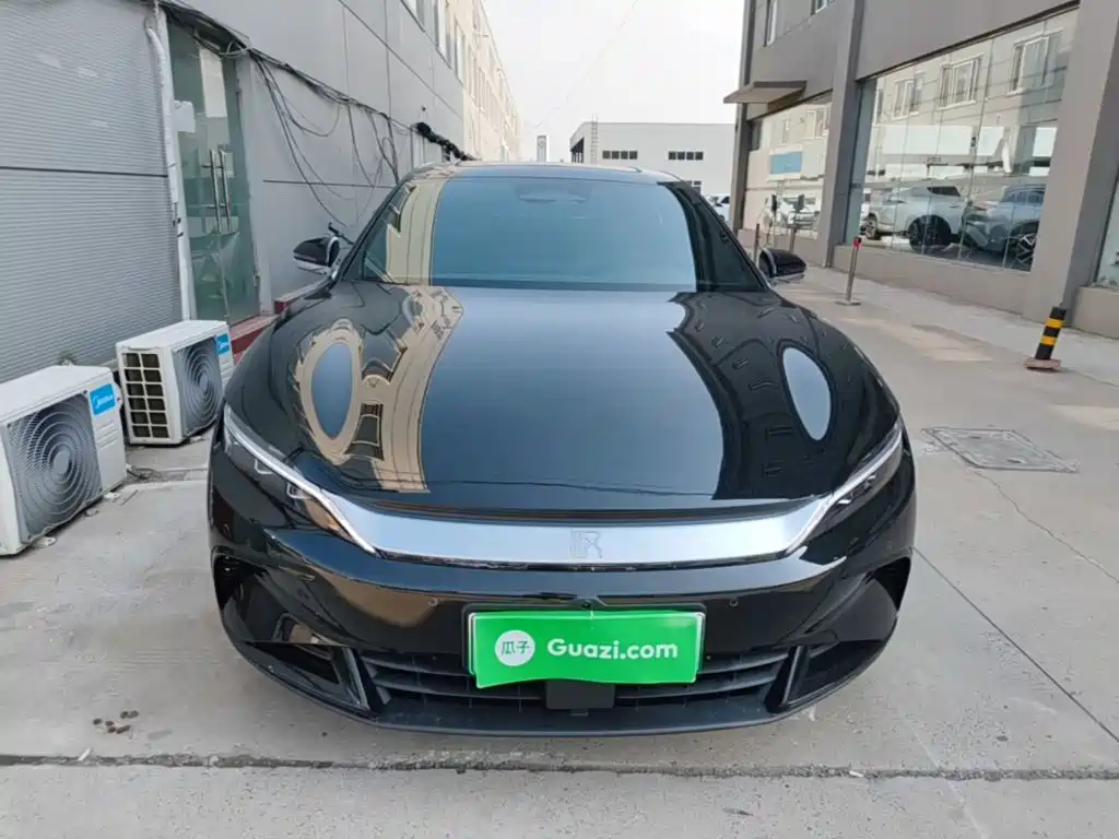 Han DM-i Smart Drive 245 KM Distinguished