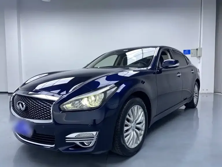 Infiniti Q70 Q70 L 2.5 L Joy