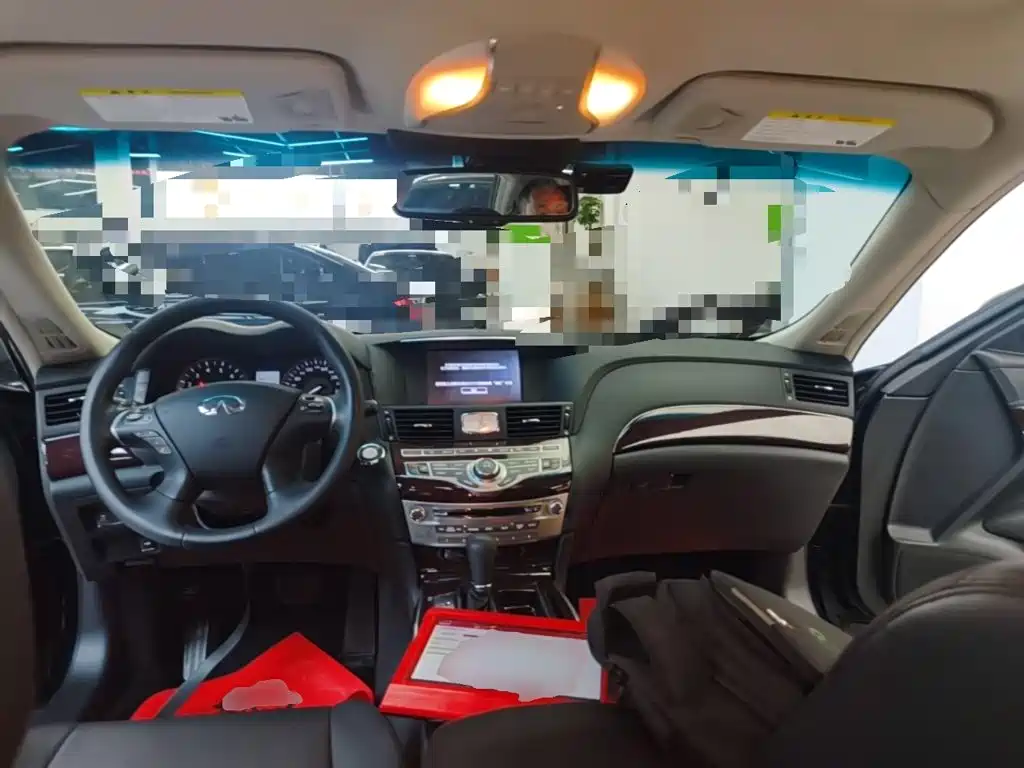 Infiniti Q70 Q70 L 2.5 L Joy